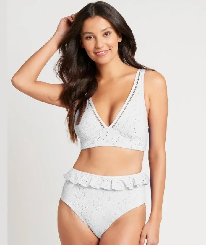 sea-level-chantilly-triangle-bikini-top-white