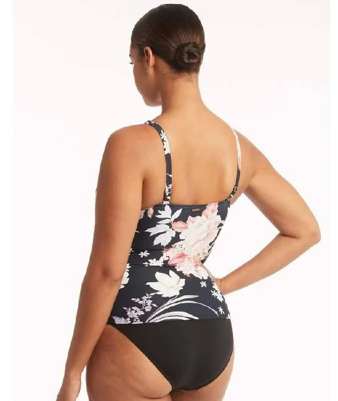 sea-level-martini-twist-front-dd-e-cup-takini-top-black-floral