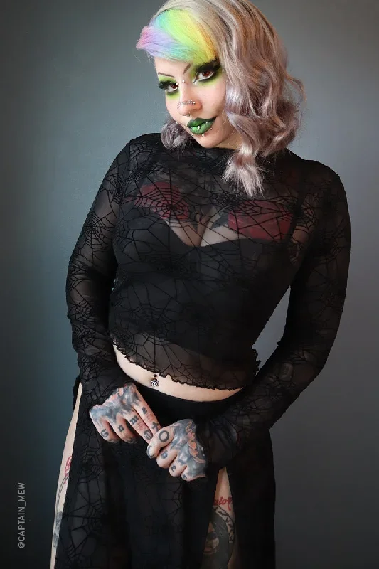 spider-web-mesh-long-sleeve-crop-top