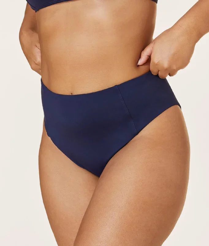 the-high-waisted-cheeky-bottom-flat-navy